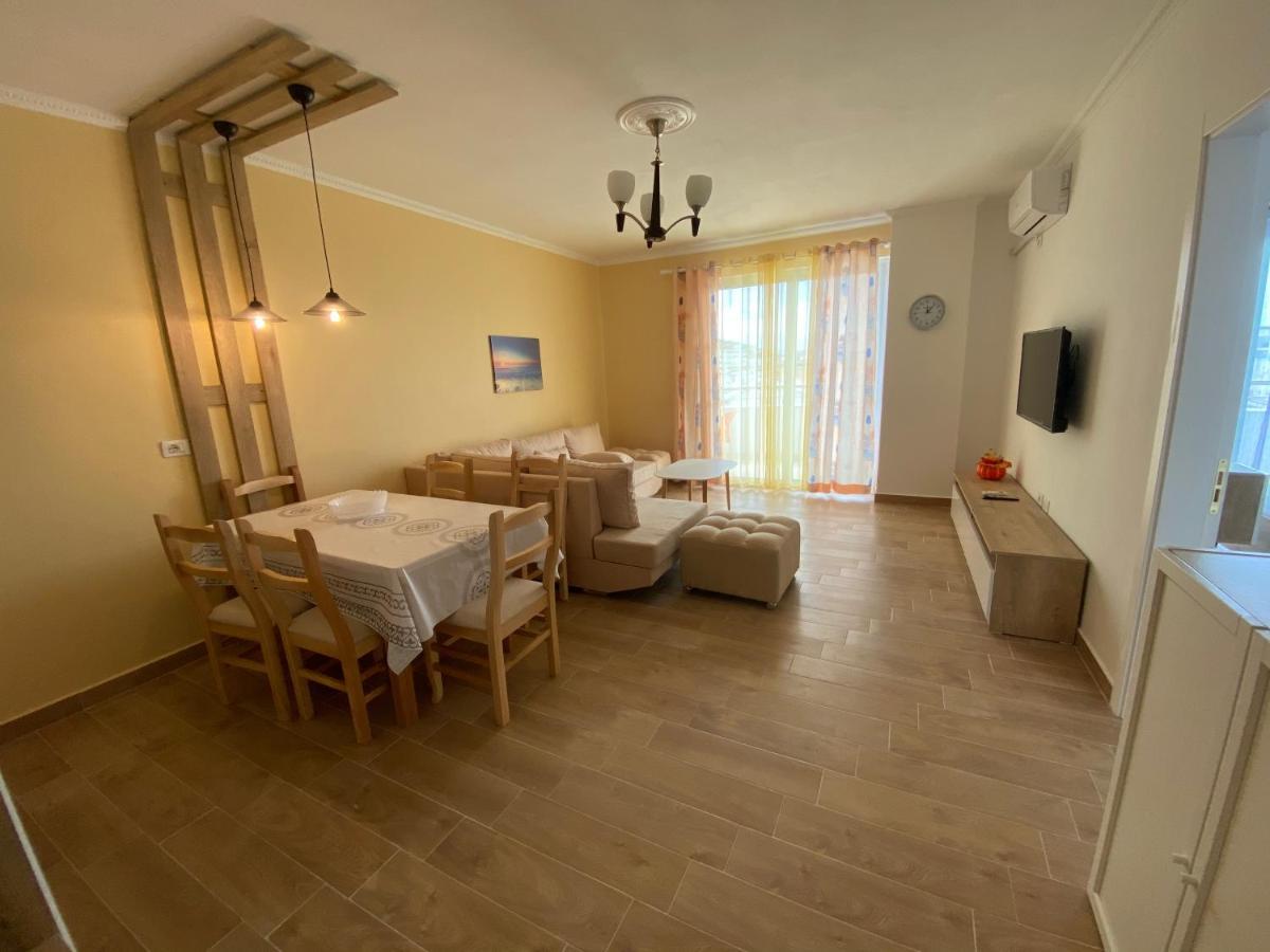 Best Summer Apartment Голем Екстер'єр фото