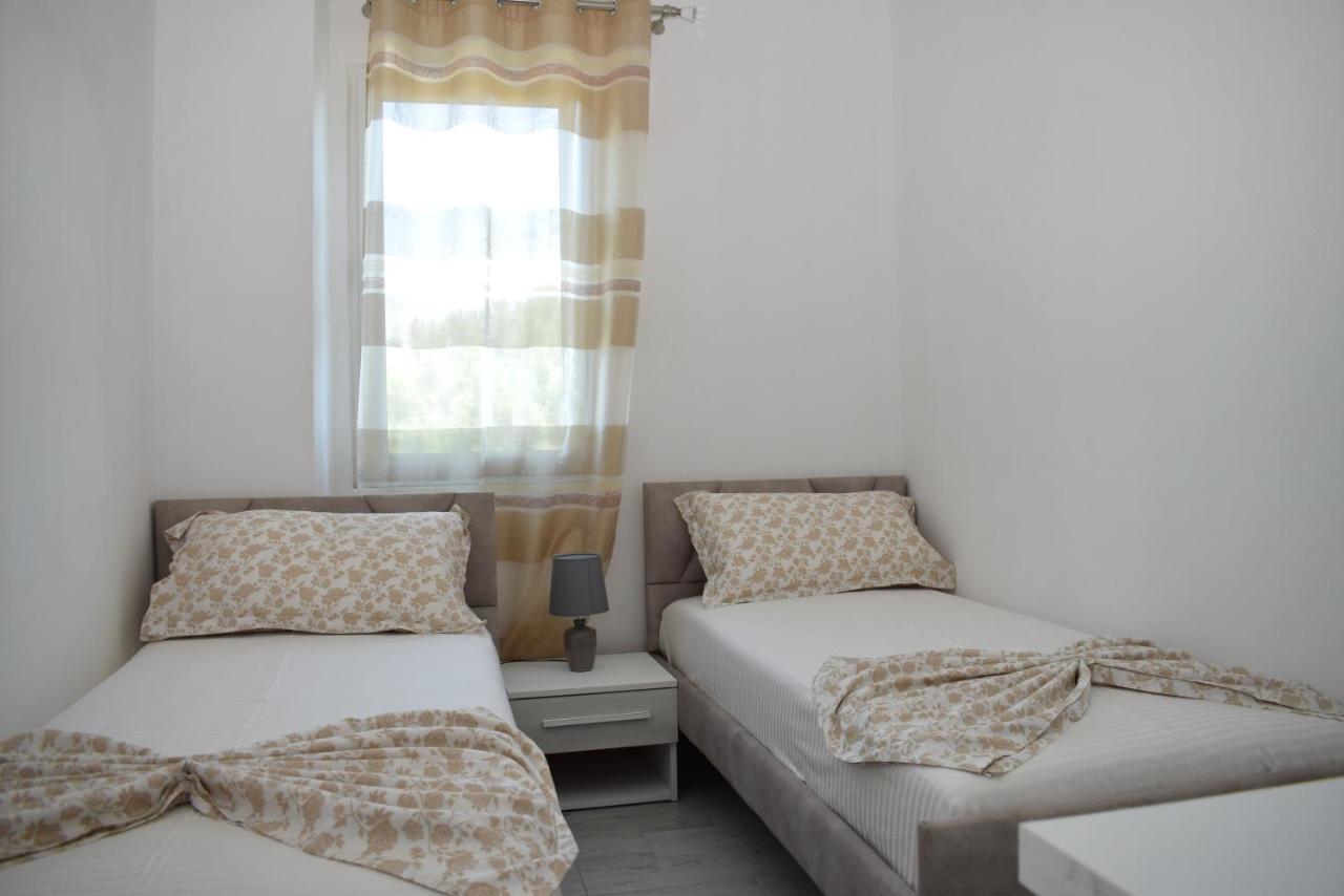 Best Summer Apartment Голем Екстер'єр фото